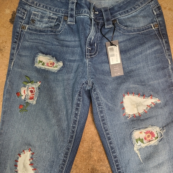 Miss Me Mid Rise Skinny Jeans new with tags - Picture 4 of 6